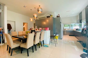 Jacaranda Garden Residence