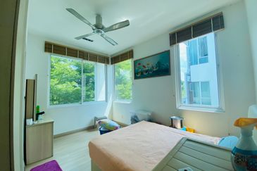 Jacaranda Garden Residence