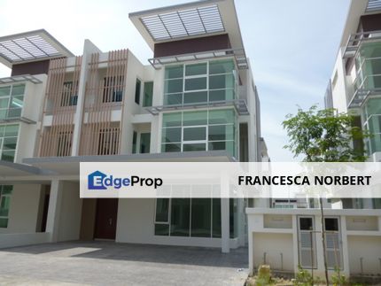 Move In Condition 3-STOREY SEMI DETACHED JACARANDA @ GARDEN RESIDENCE CYBERJAYA , Selangor, Cyberjaya