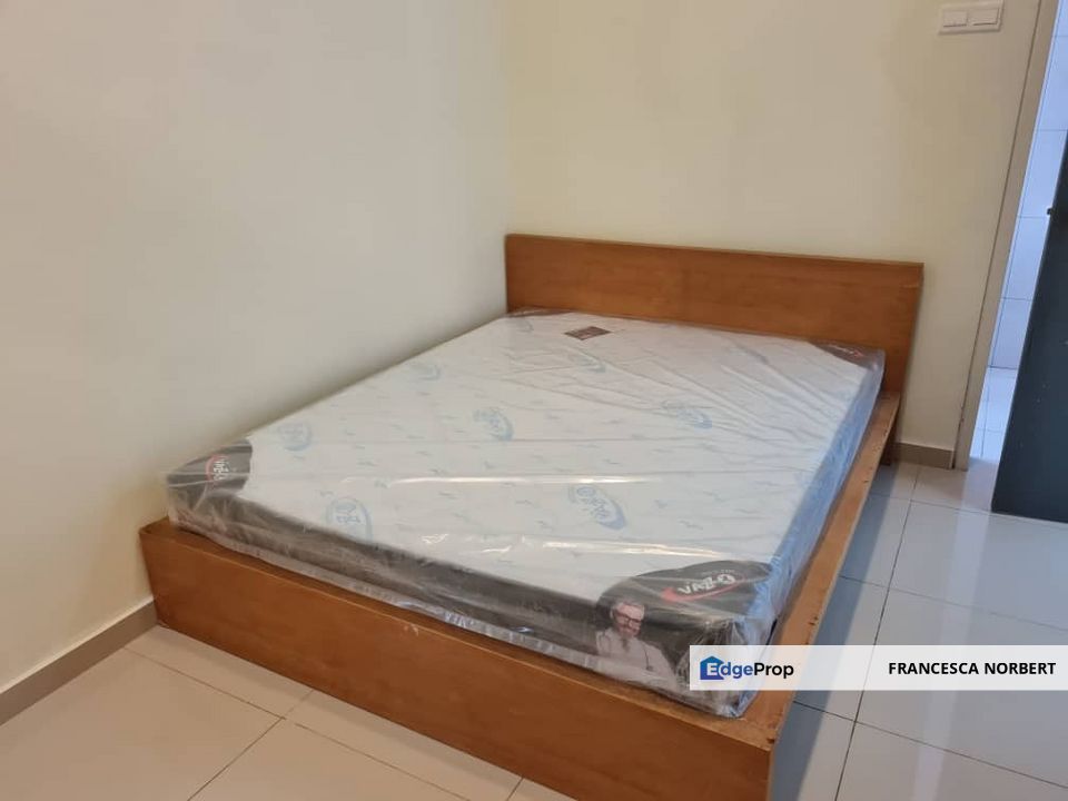 2-Bedroom Fully Furnished Move in Ready Connected to d'Pulze Shopping Mall For Sale, Selangor, Cyberjaya