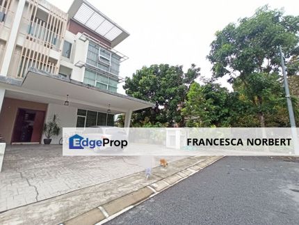 END LOT RENOVATED BIGGER LAND AREA  3 Storey Semi Detached House for Sale at  Jacaranda Garden Residence Cyberjaya Near IOI City Mall Putrajaya , Selangor, Cyberjaya