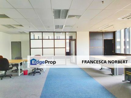 Strategic LOCATION Near LRT OFFICE FOR RENT AT Menara Suezcap KL GATEWAY Office for Rent, Kuala Lumpur, Pantai