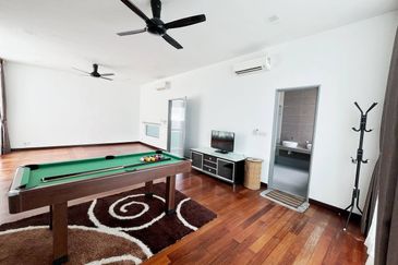 Clover Garden Residences