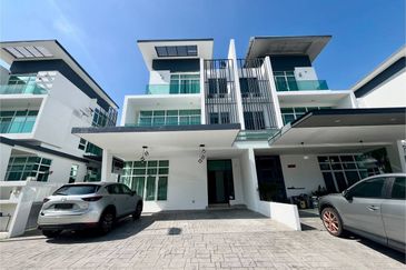 Clover Garden Residences