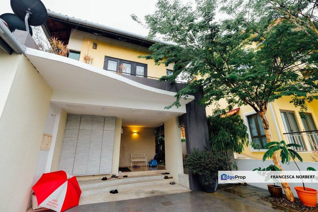 Bungalow House with Koi Fish Pond for Sale at Seksyen 13 Shah Alam, Selangor, Shah Alam