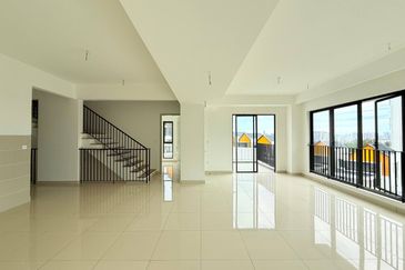 East 57 (Residensi Laman Timur)