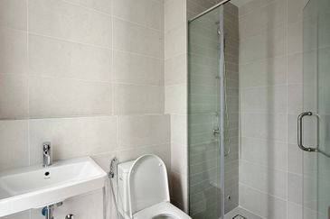 East 57 (Residensi Laman Timur)