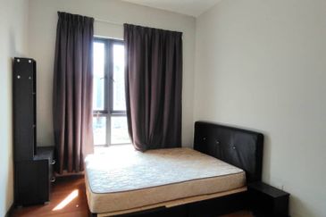 Zefer Hill Residence