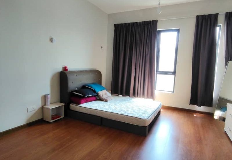 Zefer Hill Residence