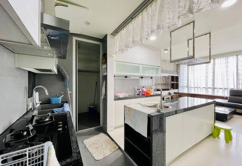 The Capers Sentul East