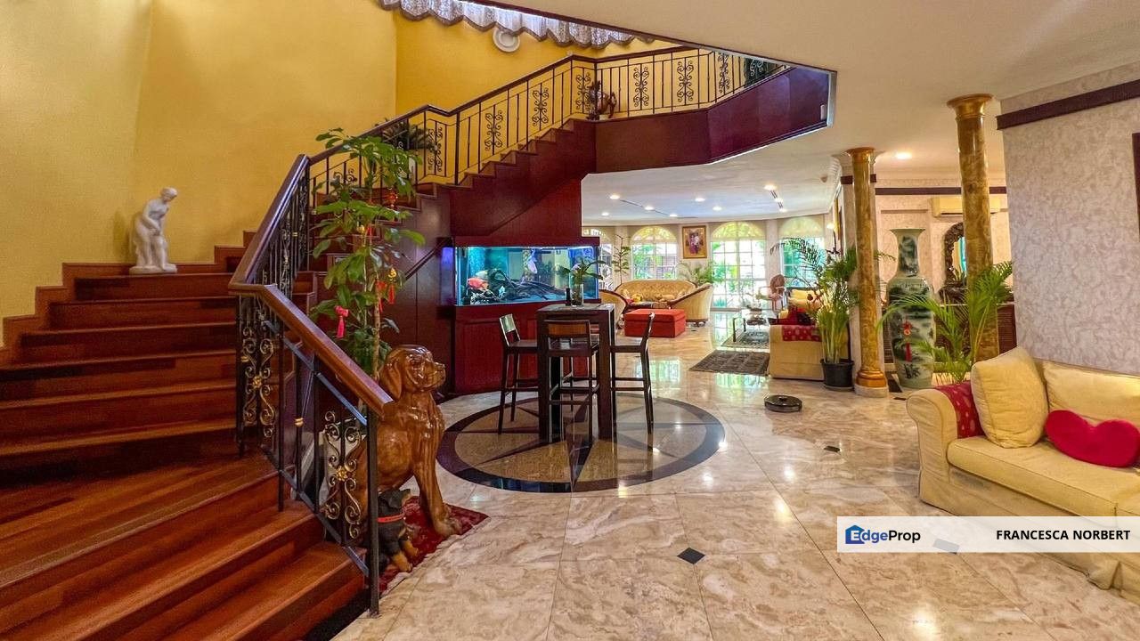 Huge land area, One of the cheapest price per sqft bungalow in KGSAAS Double Storey Bungalow House KGSAAS Seksyen 13 Shah Alam for Sale, Selangor, Shah Alam