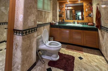 Seksyen 13, Shah Alam