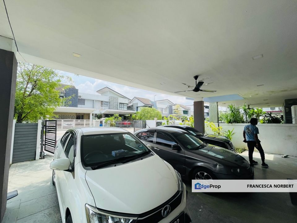 RENOVATED MODERN DESIGN 3 STOREY SEMI- D FOR SALE @ CAHAYA ALAM, SEKSYEN U12 SHAH ALAM, Selangor, Shah Alam