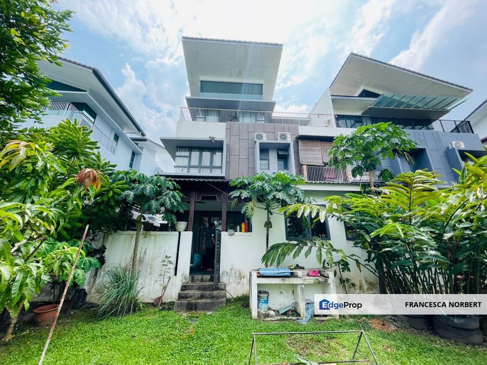 RENOVATED MODERN DESIGN 3 STOREY SEMI- D FOR SALE @ CAHAYA ALAM, SEKSYEN U12 SHAH ALAM, Selangor, Shah Alam