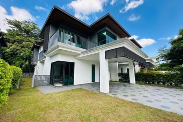 Vittaria, Setia Eco Glades