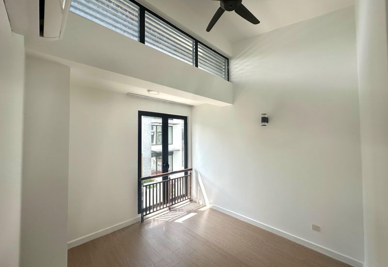 Mozart, Symphony Hills