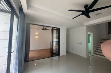 Mozart, Symphony Hills