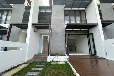 Mozart, Symphony Hills