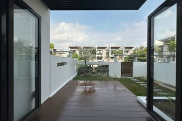 Mozart, Symphony Hills