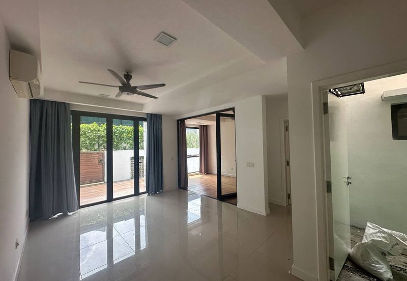 Mozart, Symphony Hills