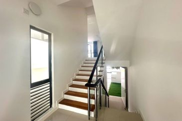 Mozart, Symphony Hills