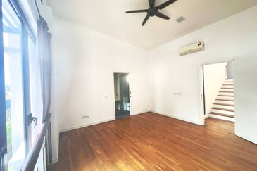 Mozart, Symphony Hills