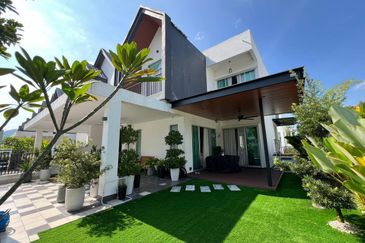 Ebonylane @ Eco Forest