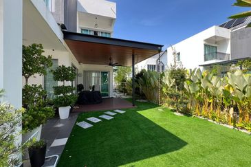 Ebonylane @ Eco Forest