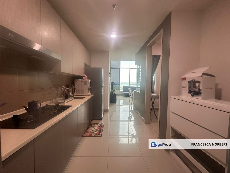 Beautiful Fully Furnished Move in Ready Condition 3-Bedroom Duplex for Rent FREE Wi-Fi & Water Dispenser (Cuckoo), Selangor, Cyberjaya