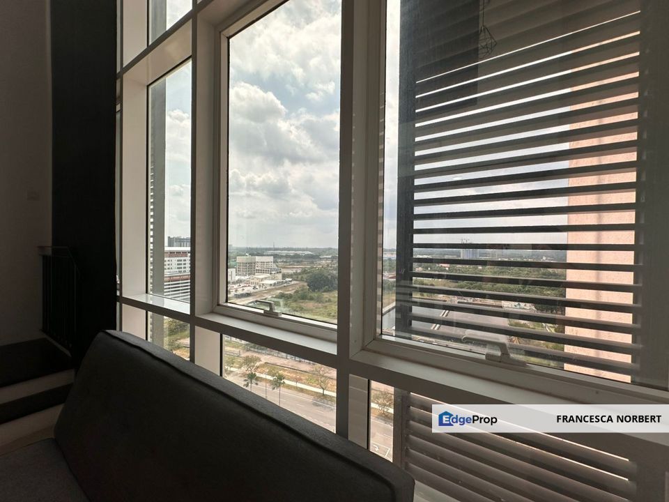 Beautiful Fully Furnished Move in Ready Condition 3-Bedroom Duplex for Rent FREE Wi-Fi & Water Dispenser (Cuckoo), Selangor, Cyberjaya