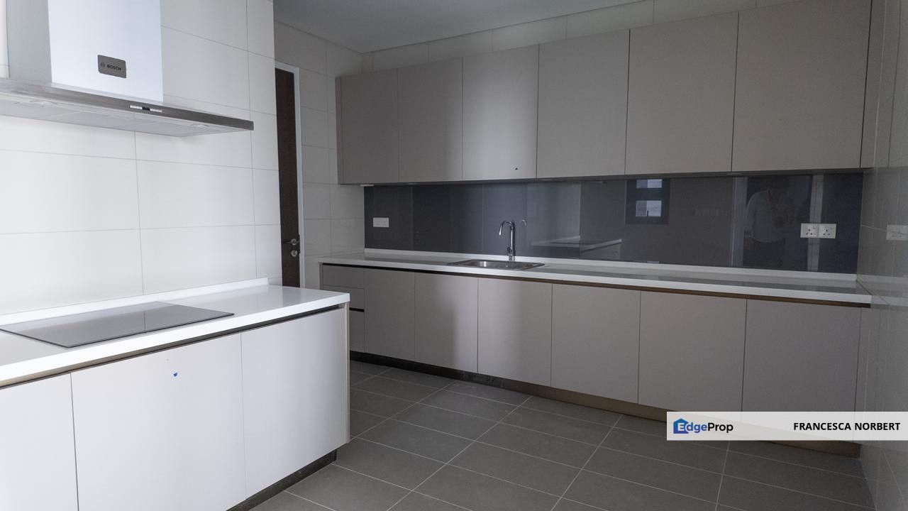 HIGH SECURITY PRIVATE LIFT LOBBY LUXURY CONDO Biggest Size Brand New Unit with Long Balcony for Sale at Setia Sky Seputeh near Midvalley Megamall KL , Kuala Lumpur, Seputeh