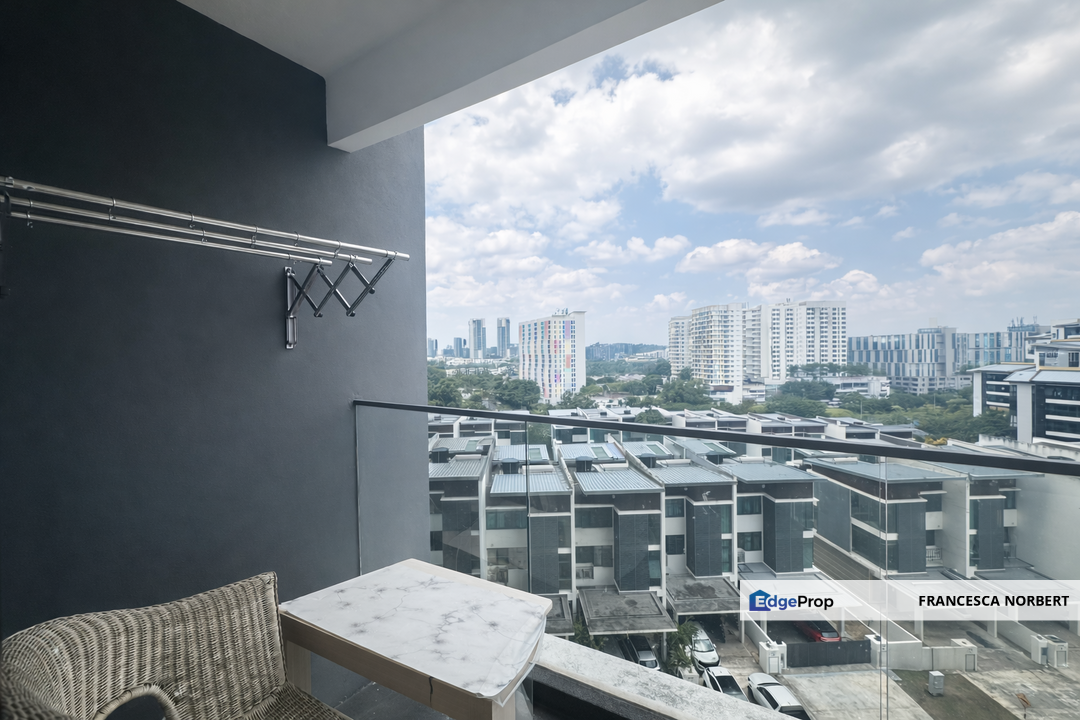 BEST PRICE 3-Bedroom with Balcony for Sale at Cristal Serin Cyberjaya Below Bank Value Low Density Residence, Selangor, Cyberjaya