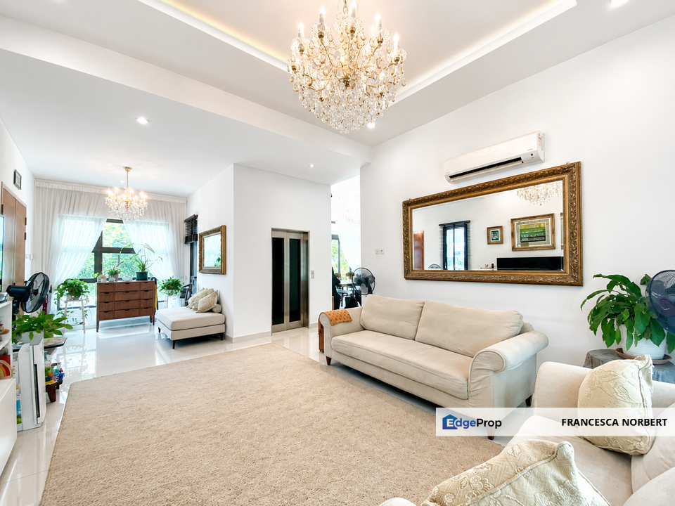 HUGE AND BEAUTIFUL QUALITY FURNISHED MOVE IN READY 3 Storey Bungalow with Lift For Sale at Sejati Residences Astonia 1 Cyberjaya Selangor , Selangor, Cyberjaya
