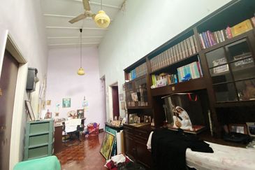 FACING OPEN DOUBLE STOREY TAMAN MELAWATI KUALA LUMPUR TERRACE HOUSE FOR SALE 