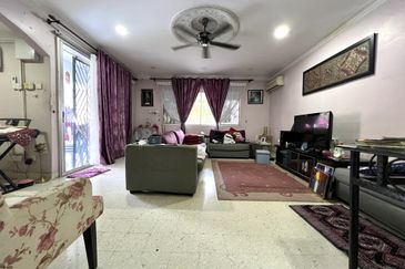 FACING OPEN DOUBLE STOREY TAMAN MELAWATI KUALA LUMPUR TERRACE HOUSE FOR SALE 