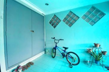 FACING OPEN DOUBLE STOREY TAMAN MELAWATI KUALA LUMPUR TERRACE HOUSE FOR SALE 