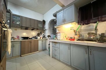 FACING OPEN DOUBLE STOREY TAMAN MELAWATI KUALA LUMPUR TERRACE HOUSE FOR SALE 