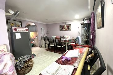 FACING OPEN DOUBLE STOREY TAMAN MELAWATI KUALA LUMPUR TERRACE HOUSE FOR SALE 