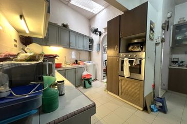 FACING OPEN DOUBLE STOREY TAMAN MELAWATI KUALA LUMPUR TERRACE HOUSE FOR SALE 