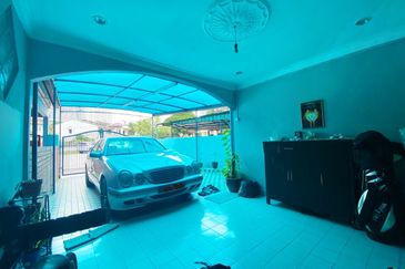 FACING OPEN DOUBLE STOREY TAMAN MELAWATI KUALA LUMPUR TERRACE HOUSE FOR SALE 