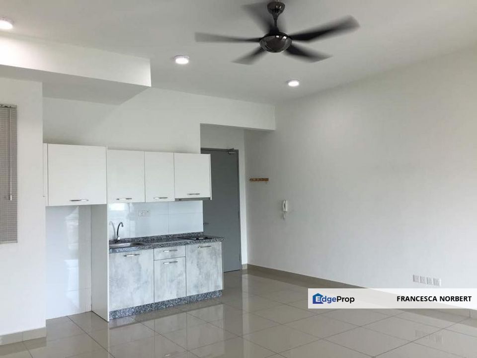 Nice Unit Good Condition Studio with Balcony Cybersquare Residence Cyberjaya for Sale , Selangor, Cyberjaya