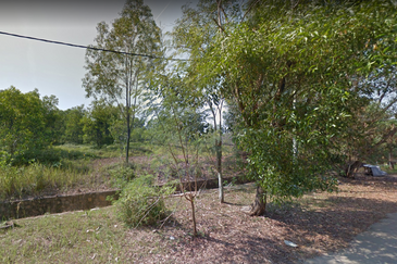 工业地出售 1.3 acres INDUSTRIAL LAND