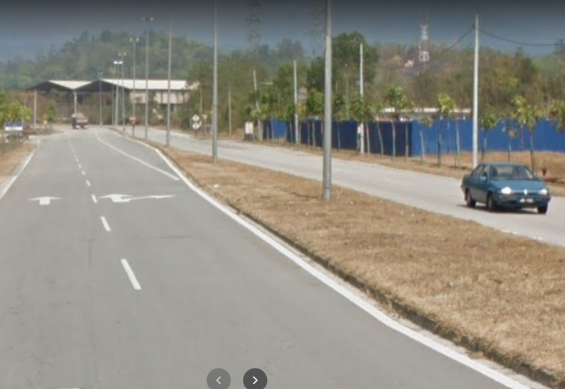 工业地出售 3 acres INDUSTRIAL LAND