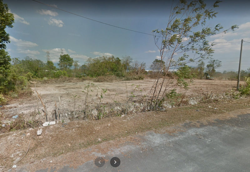 工业地出售 3 acres INDUSTRIAL LAND