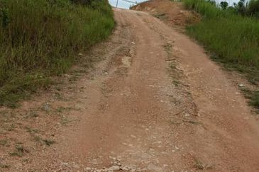 重工业地出售 34 acres HEAVY INDUSTRIAL LAND