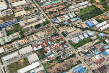 JALAN BUKIT KEMUNING