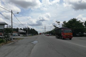 JALAN BUKIT KEMUNING