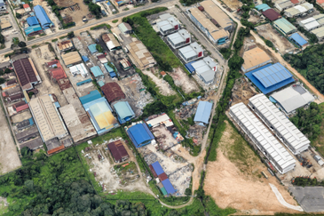 JALAN BUKIT KEMUNING