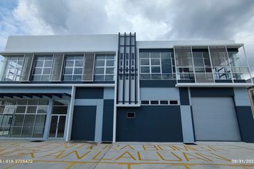 崭新半独立厂 NEW 96x208 SEMI DETACHED FACTORY