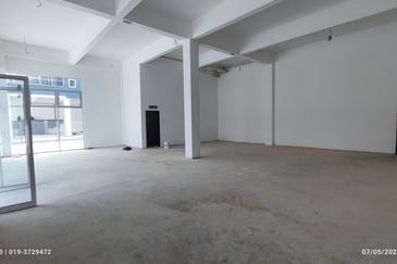 崭新半独立厂 NEW 96x208 SEMI DETACHED FACTORY